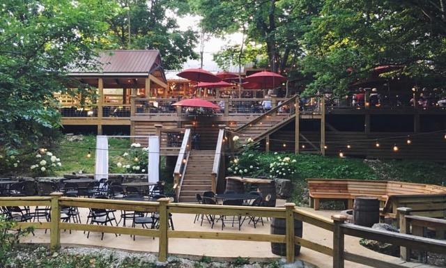 Sassafras Tasting room - Sassafras Springs Vineyard & Winery Best Winery in Northwest Arkansas